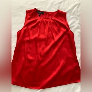 Jones New York 8P….red silky tank